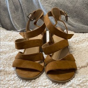 Universal Thread | Brown Heels, Size 8